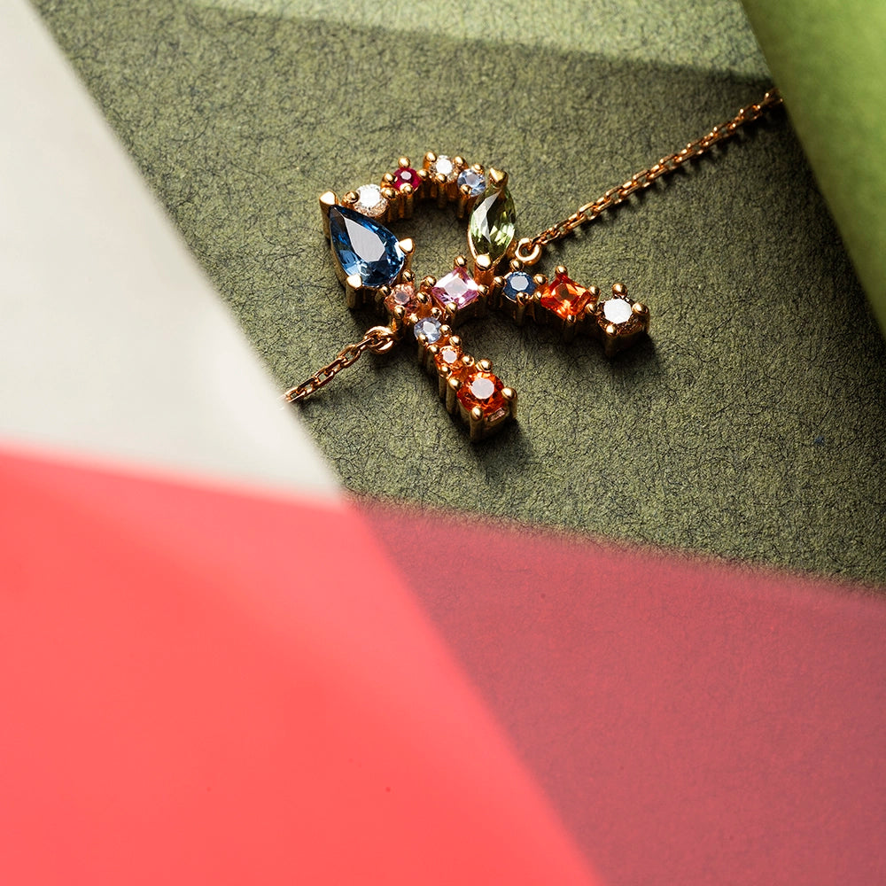0.82 CT Brown Pırlanta ve Multicolor Safir Taşlı R Harf Bileklik