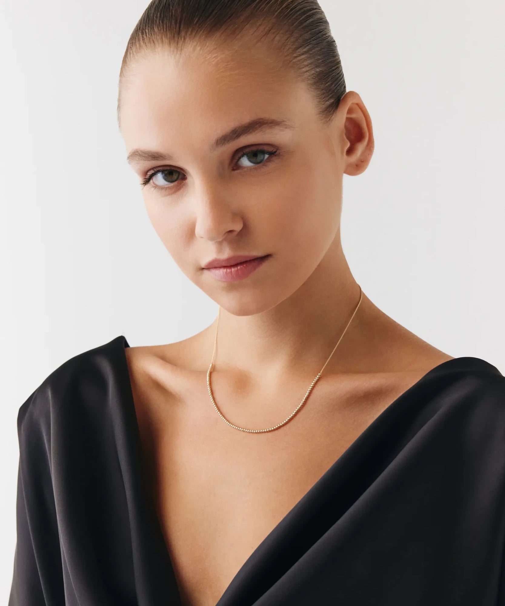 0001739_sade-top-yarim-kolye.webp