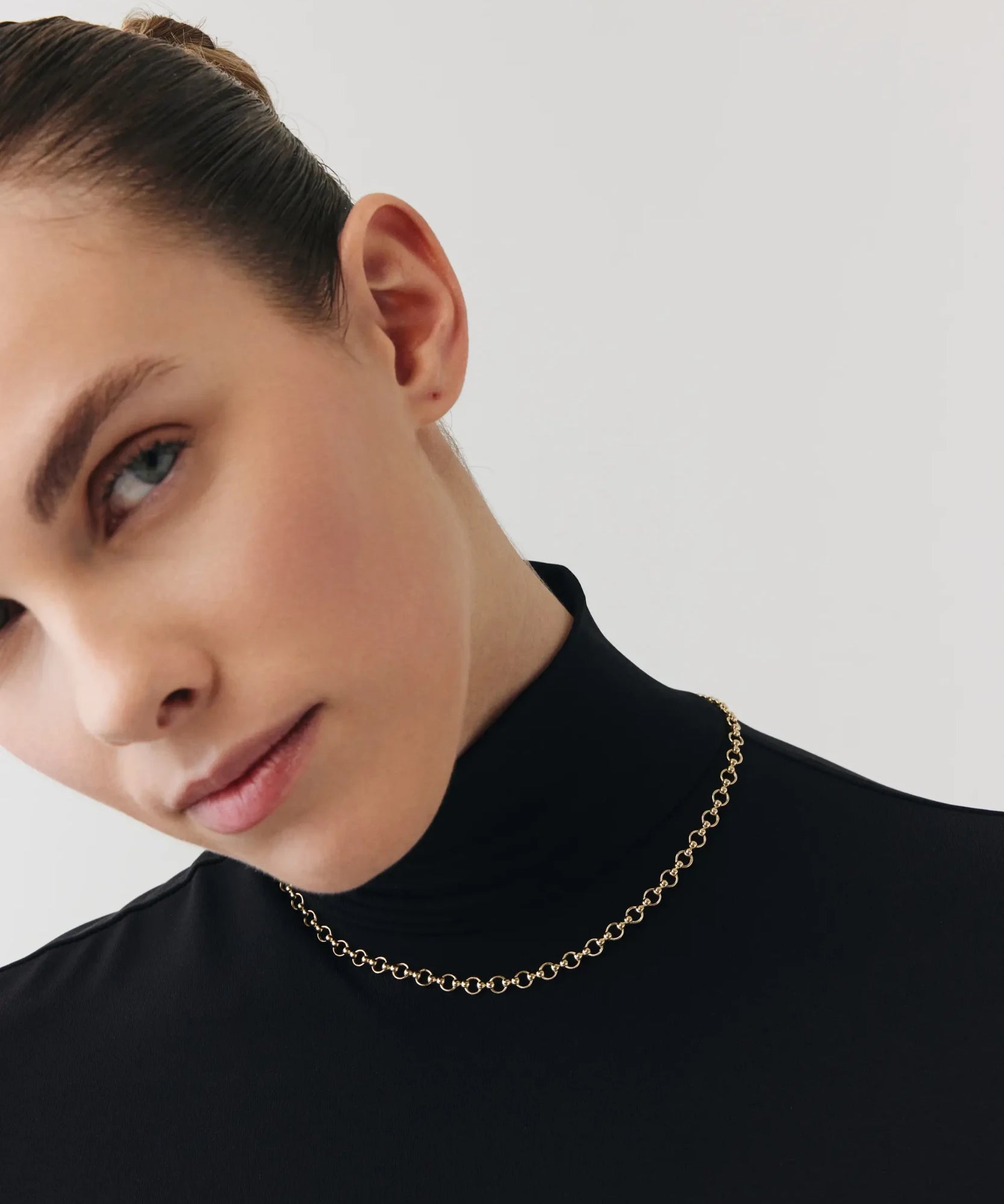 0002013_sade-zincir-choker.webp