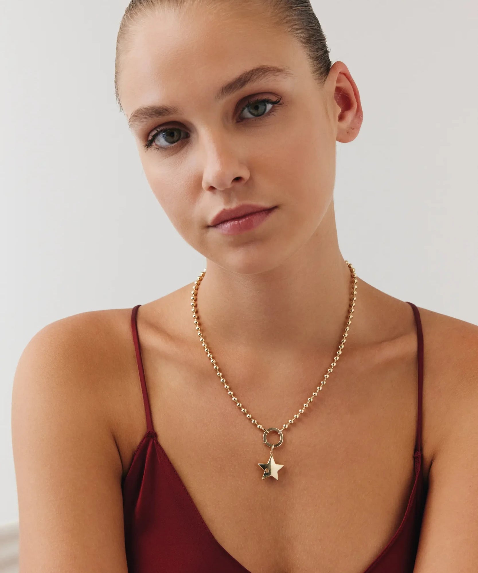 0002030_top-zincir-yildiz-charm-kolye.webp