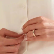 0.17 CT Baget Pırlanta Taşlı Rose Altın Yüzük