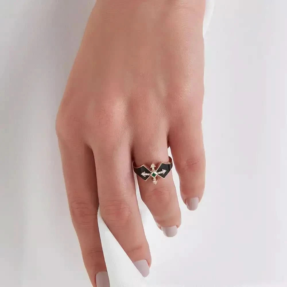 0.18 CT Zümrüt ve Pırlanta Taşlı Siyah Mineli Rose Altın Yüzük