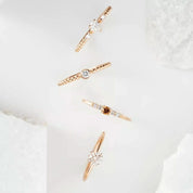 0.22 CT Baget Kesim Pırlanta Taşlı Rose Altın Yüzük