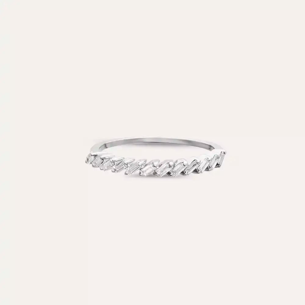 0.27 CT Baget Pırlanta Taşlı Yarımtur Beyaz Altın Yüzük