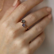 0.27 CT Safir Taşlı Rose Altın Çiçek Yüzük