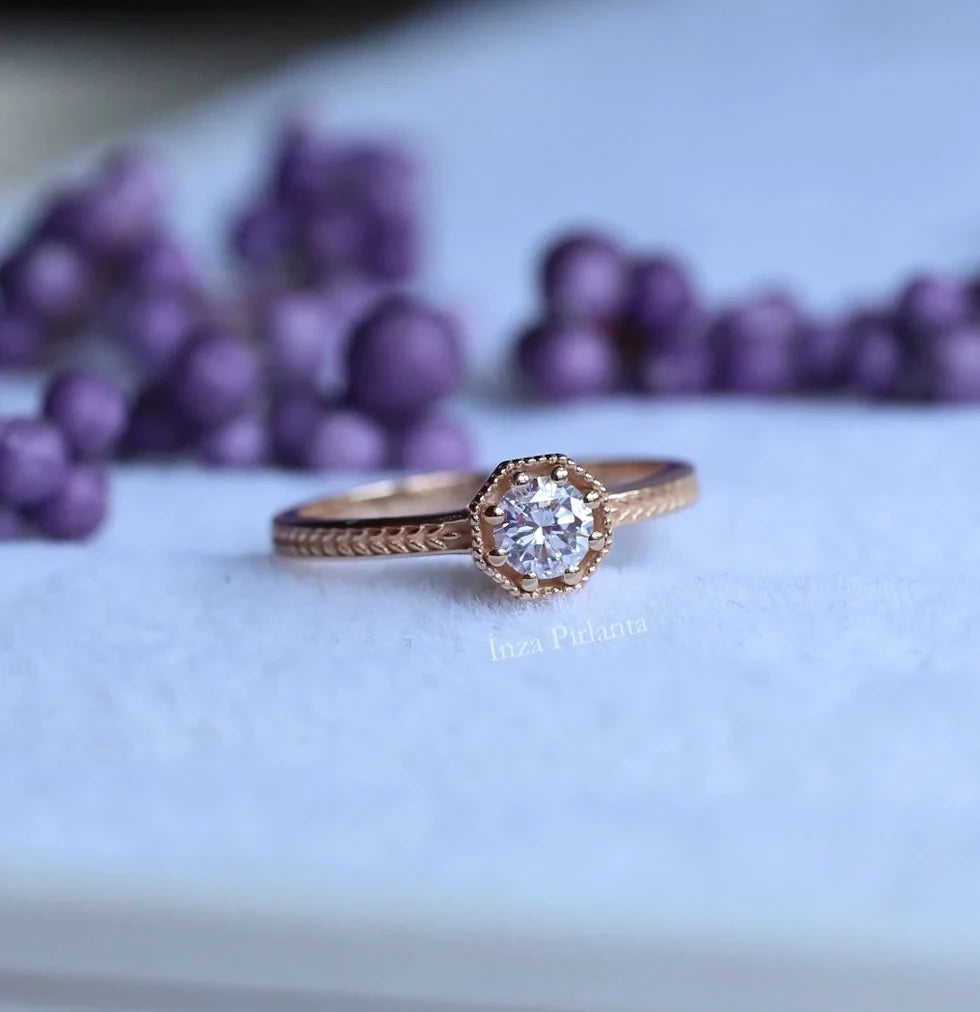 0.30 CT Sekizgen Başak Pırlanta Yüzük