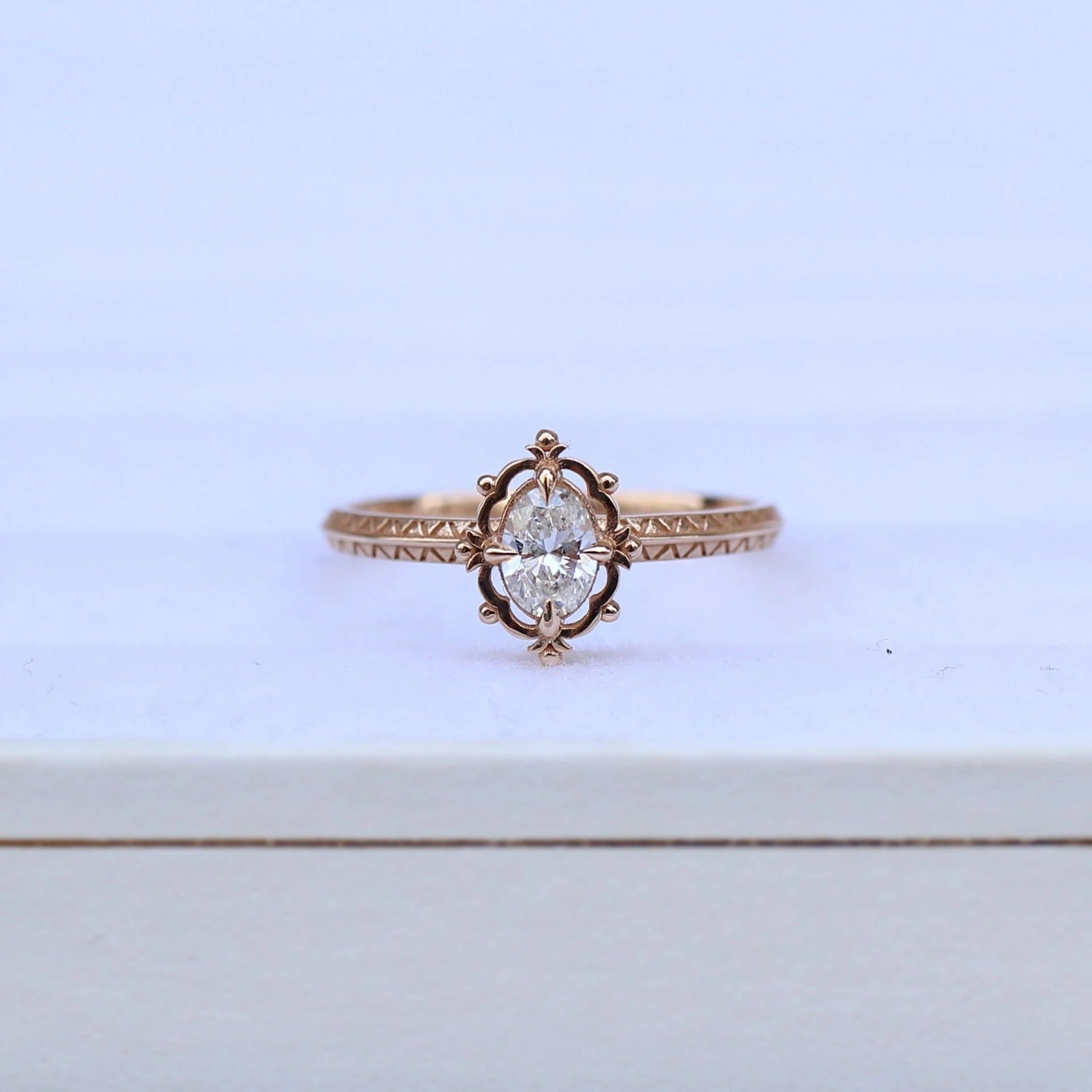 0.30 CT Vintage Aria Tasarım Pırlanta Yüzük