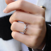 0.32 CT Özel Tasarım Pırlanta Dal Tektaş Yüzük