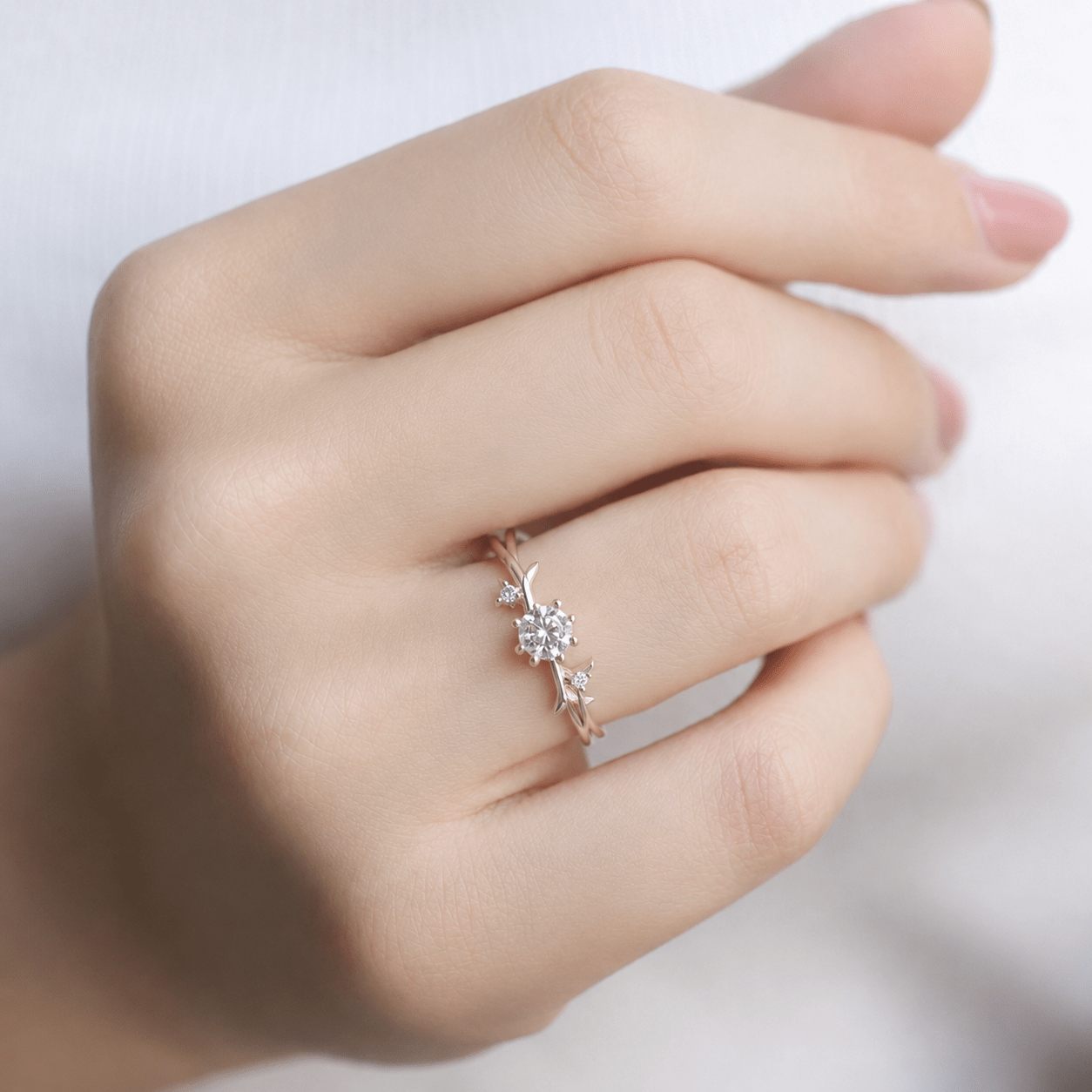 0.32 Karat Özel Tasarım Pırlanta Dal Tektaş Yüzük