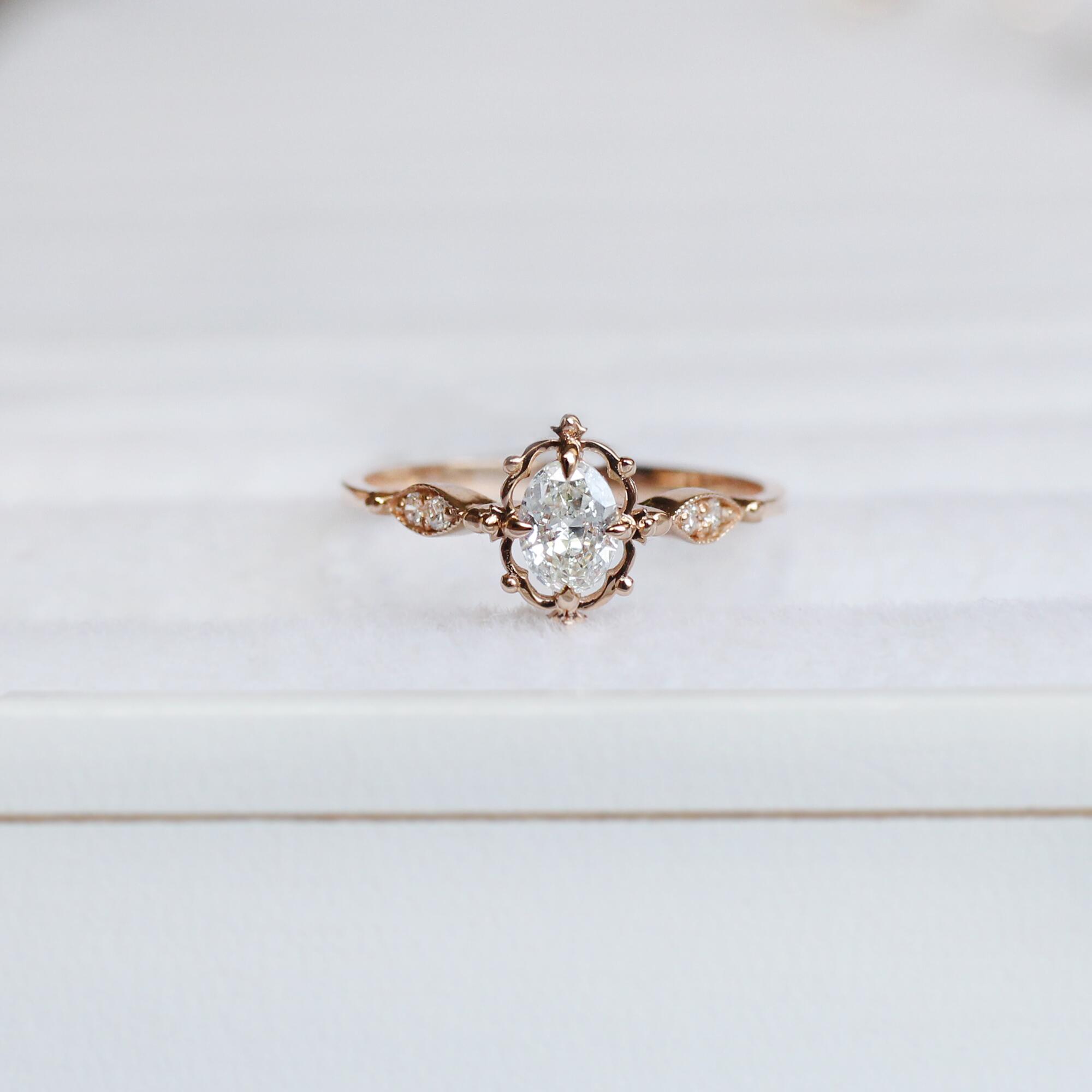 0.35 CT Vintage Aria Tasarım Pırlanta Yüzük