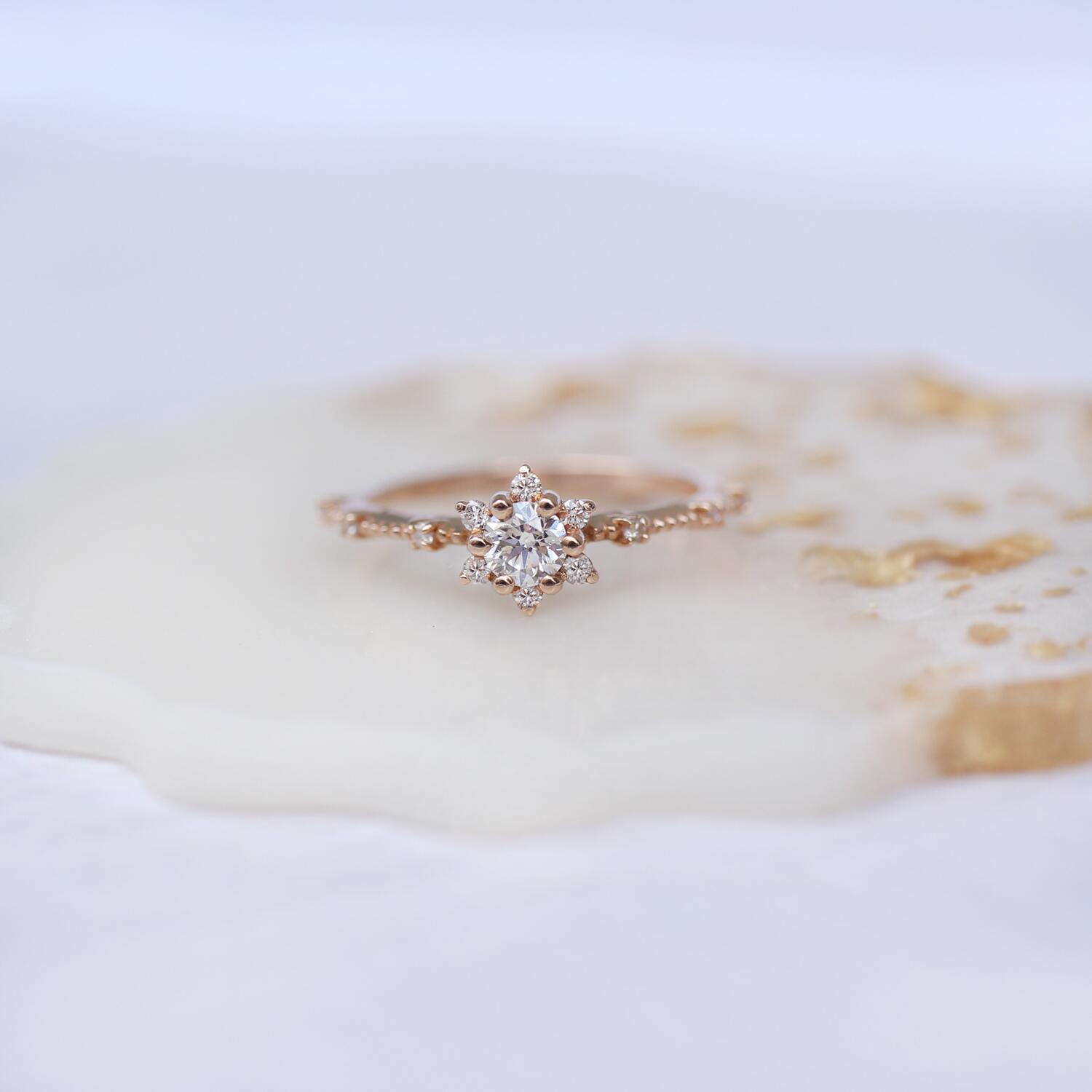 0.35 CT Vintage  Kar Tanesi Pırlanta Yüzük