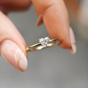 0.40 CT Özel Tasarım Kalp Pırlanta Yüzük