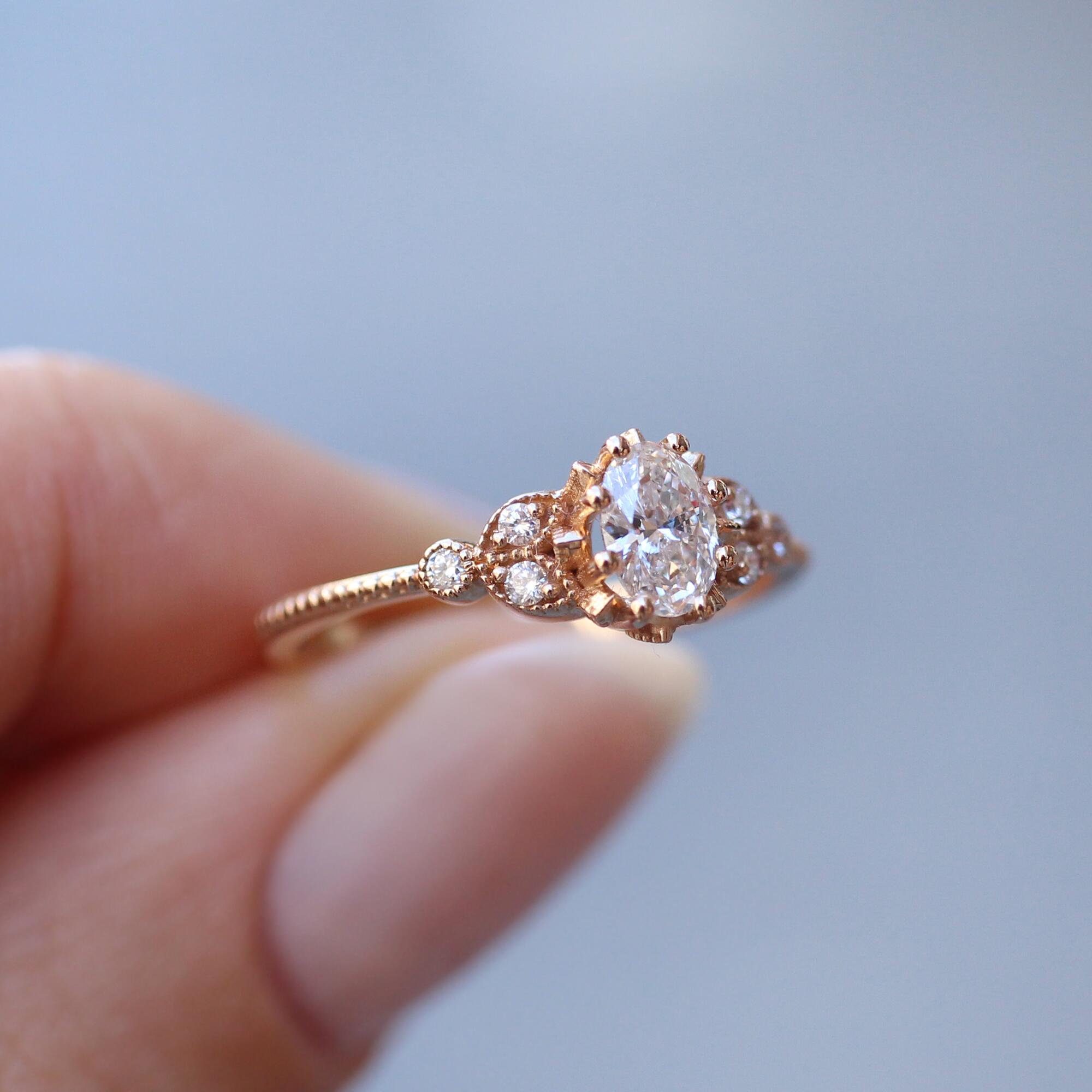 0.40 Karat Vintage Alice Tasarım Pırlanta Yüzük