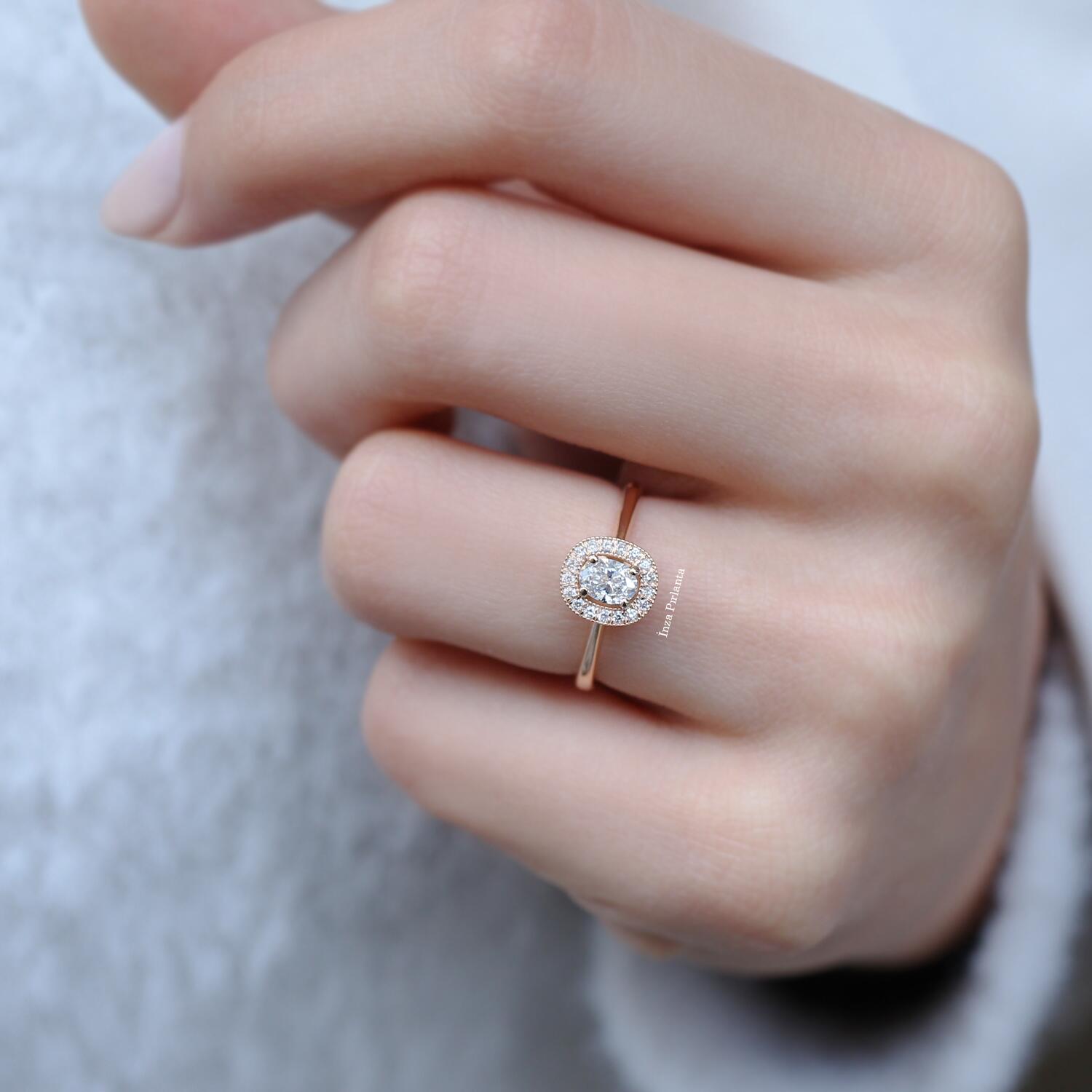 0.40 Karat Vintage Oval Tasarım Pırlanta Yüzük
