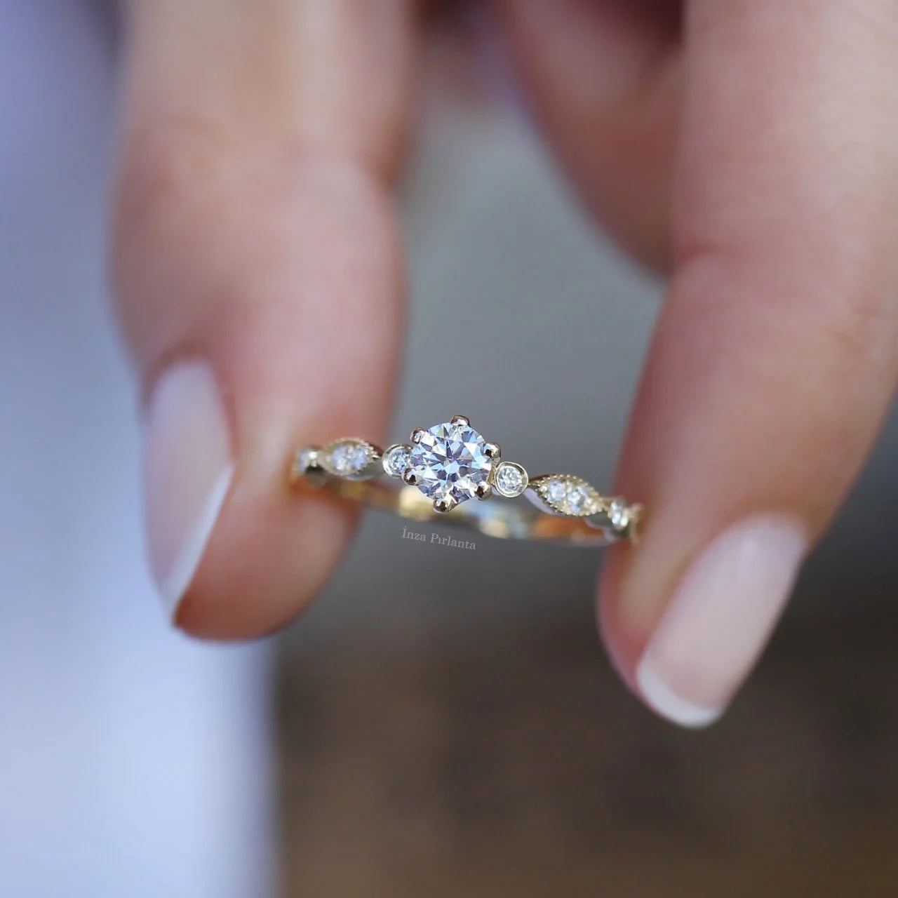 0.42 CT Vintage Tasarım Pırlanta Tektaş Yüzük