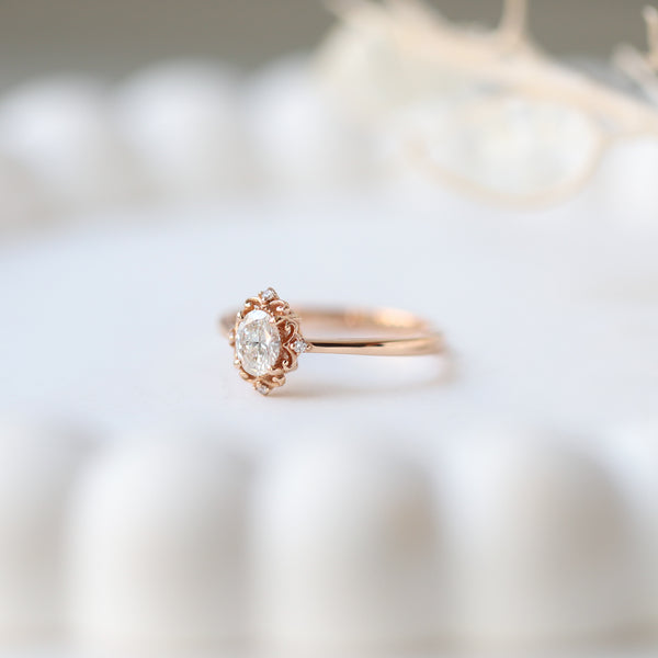 0.42 CT H SI2 HRD Sertifikalı Vintage Emma Tasarım Pırlanta Yüzük