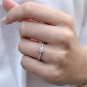 0.42 CT F SI2 HRD Sertifikalı Vintage Oval Pırlanta Yüzük