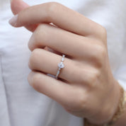 0.42 CT F SI2 HRD Sertifikalı Vintage Oval Pırlanta Yüzük