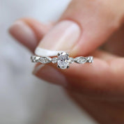 0.42 CT Vintage Özel Tasarım Oval Pırlanta Tektaş Yüzük