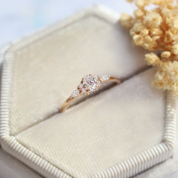 0.45 CT H SI2 HRD Özel Tasarım Larissa Oval Pırlanta Yüzük