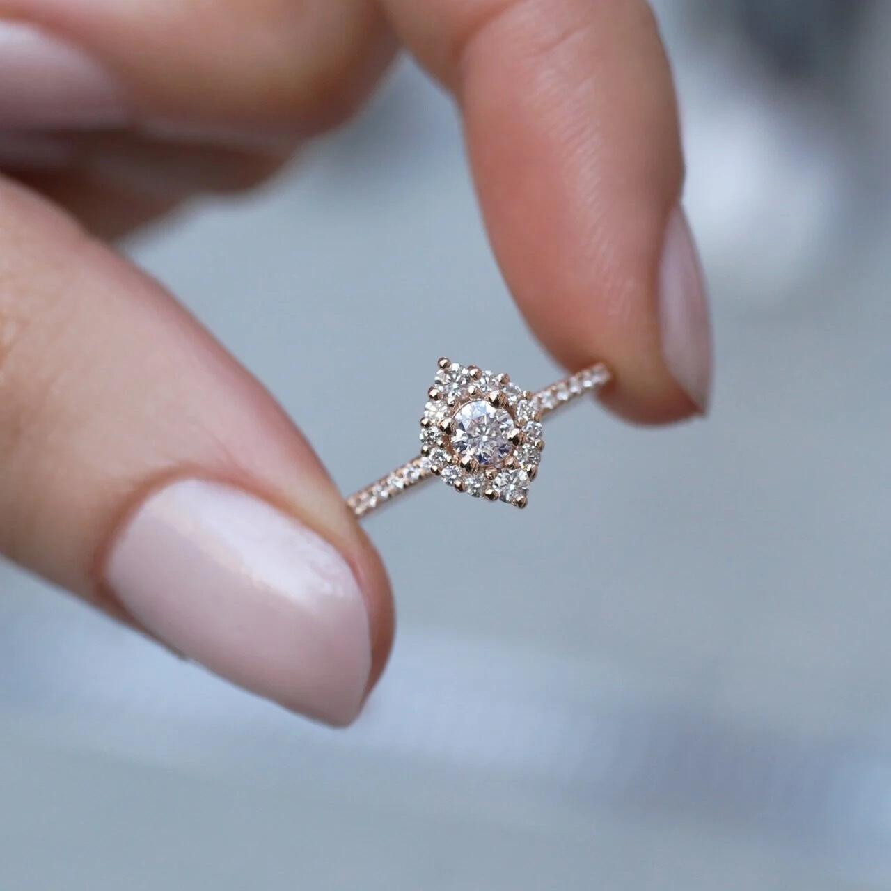 0.45 CT Vintage Mini Lina Kenar Taşlı Pırlanta Yüzük