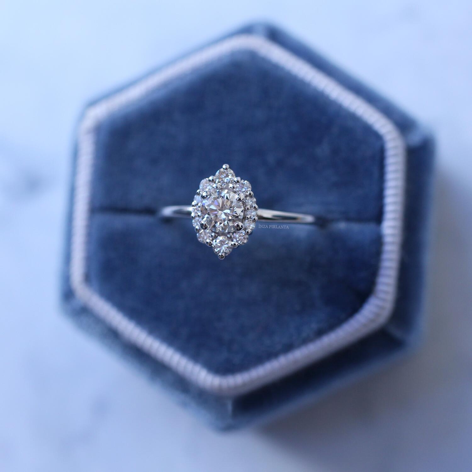 0.50 CT Vintage Lina Tasarım Pırlanta Yüzük