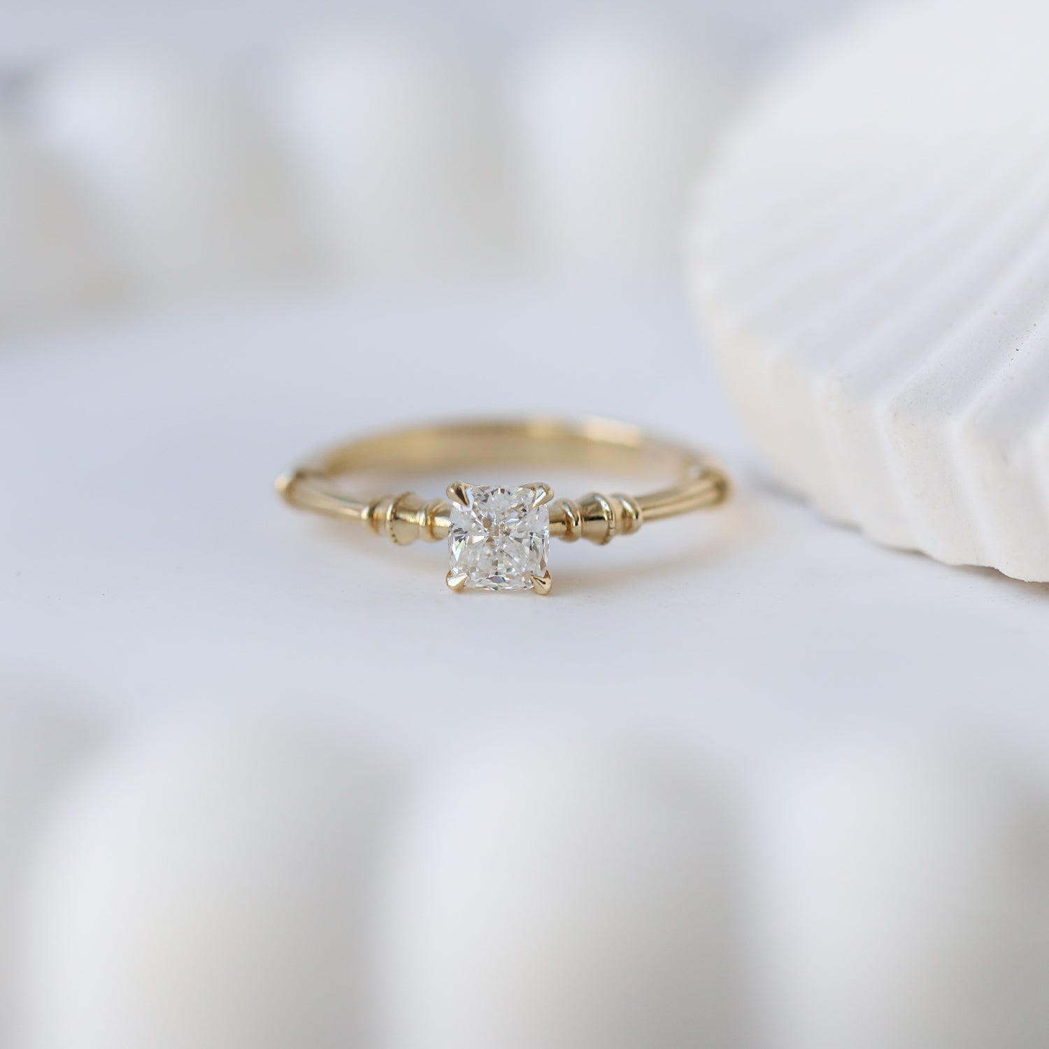 0.50 Karat Cushion Victoria Pırlanta Yüzük