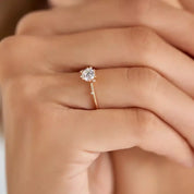 Susan 0.53 CT Pırlanta Taşlı Rose Altın Yüzük