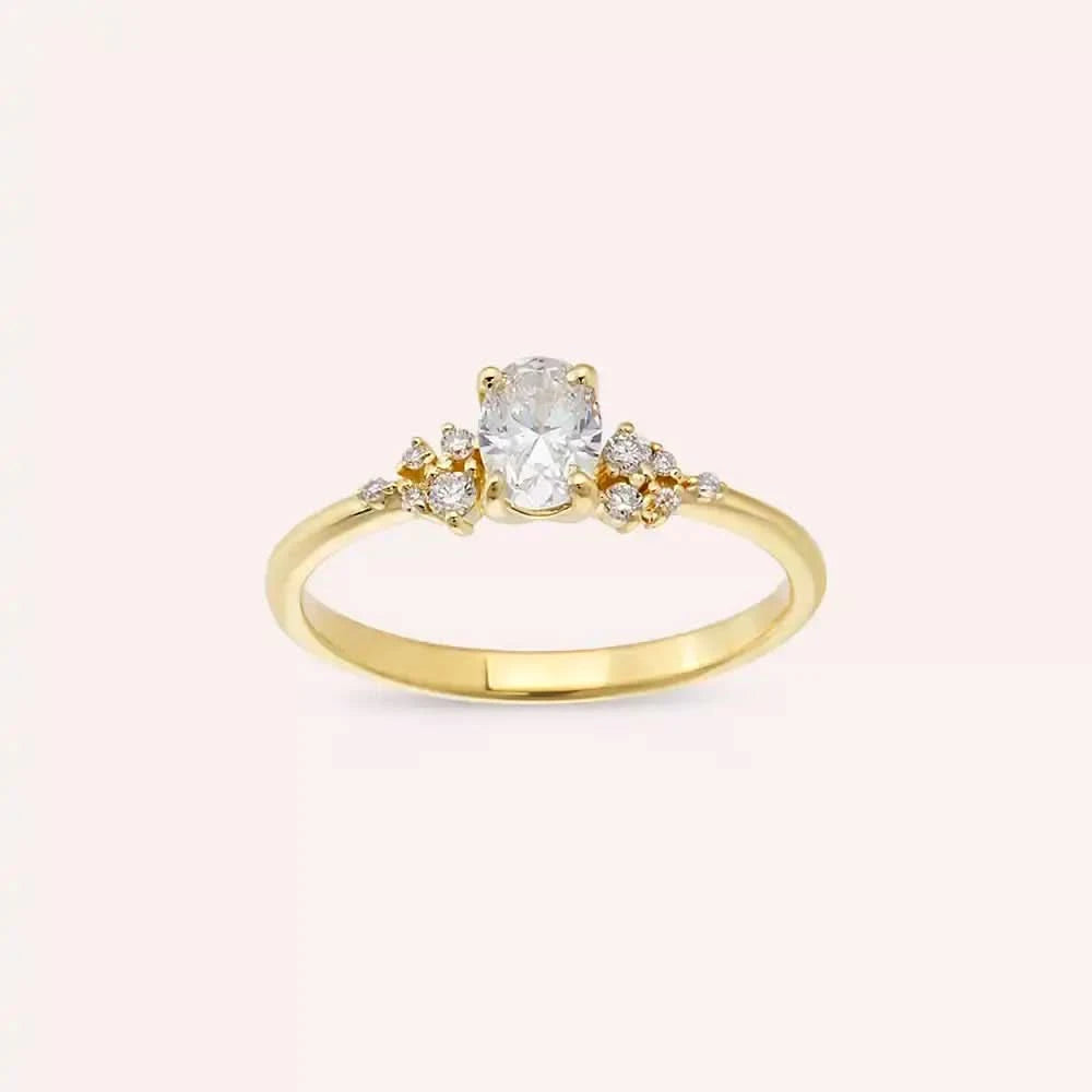 0.55 CT Oval Kesim Pırlanta Taşlı Sarı Altın Yüzük