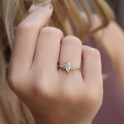 0.60 CT Vintage Özel Tasarım Asimetri Markiz Pırlanta Yüzük