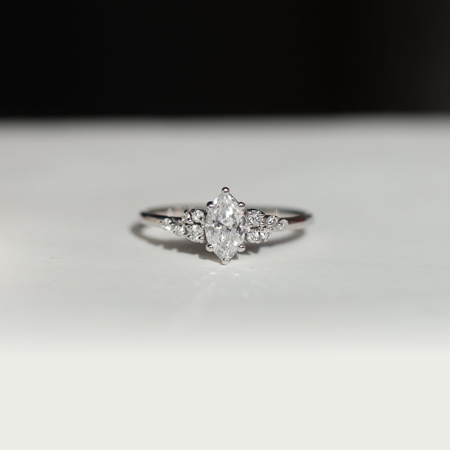 0.60 CT Vintage Özel Tasarım Asimetri Markiz Pırlanta Yüzük