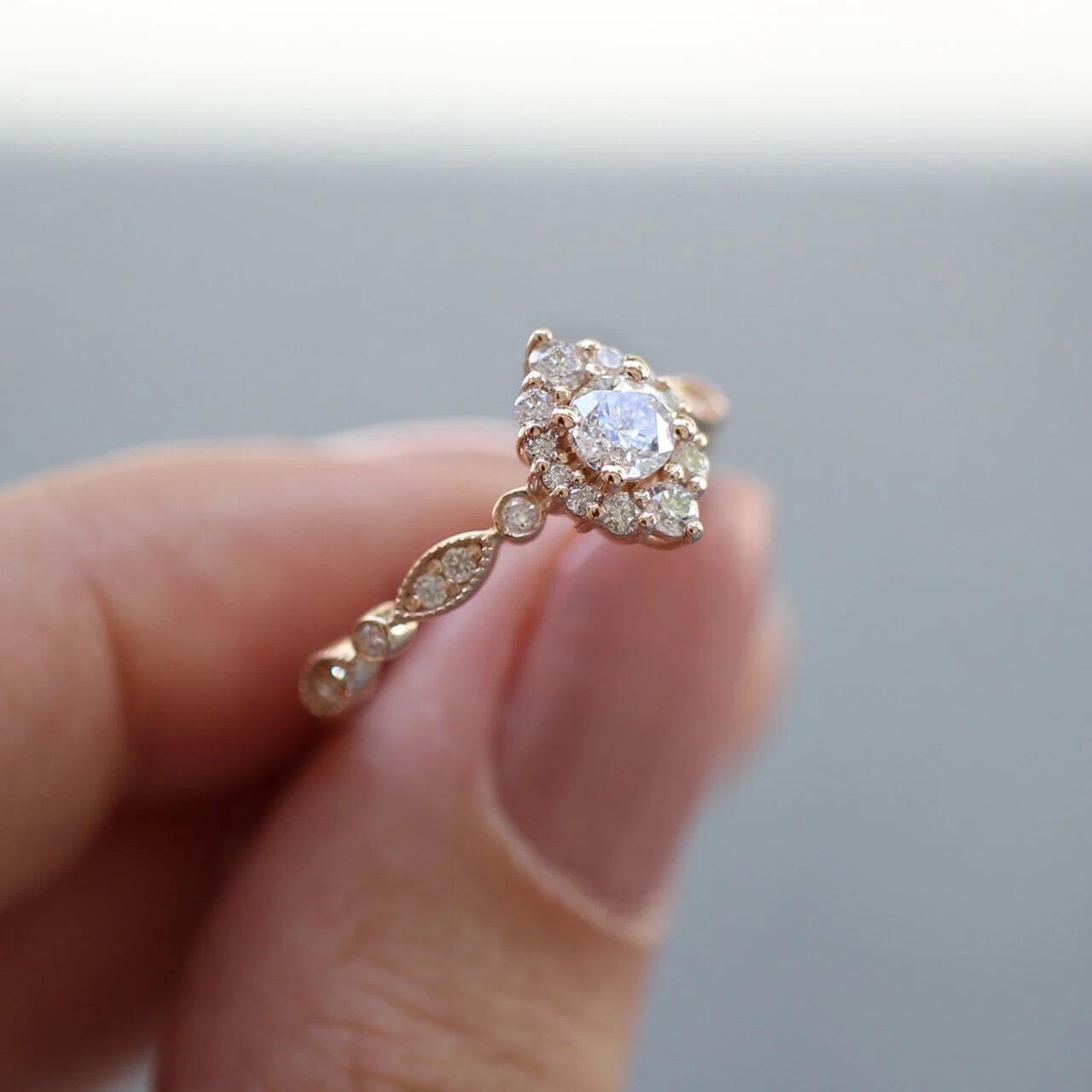 060-karat-vintage-lina-tasarim-pirlanta-yuzuk0-10716-38-B.jpg