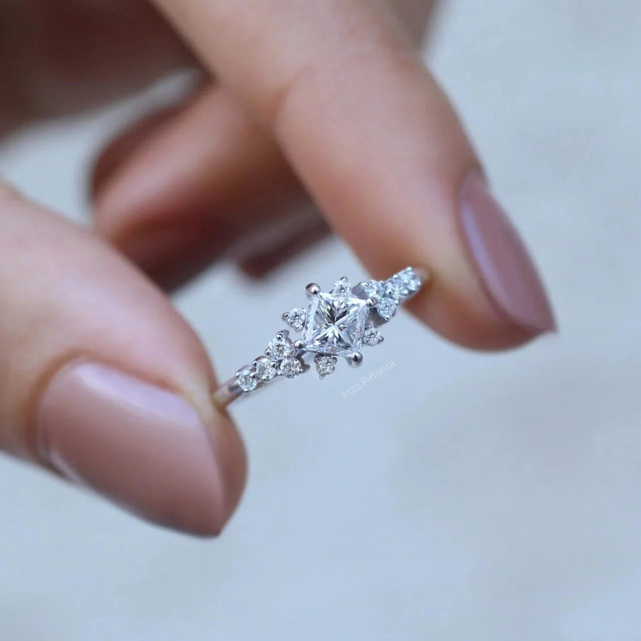 0.65 Karat Vintage Pırlanta Prenses Yüzük