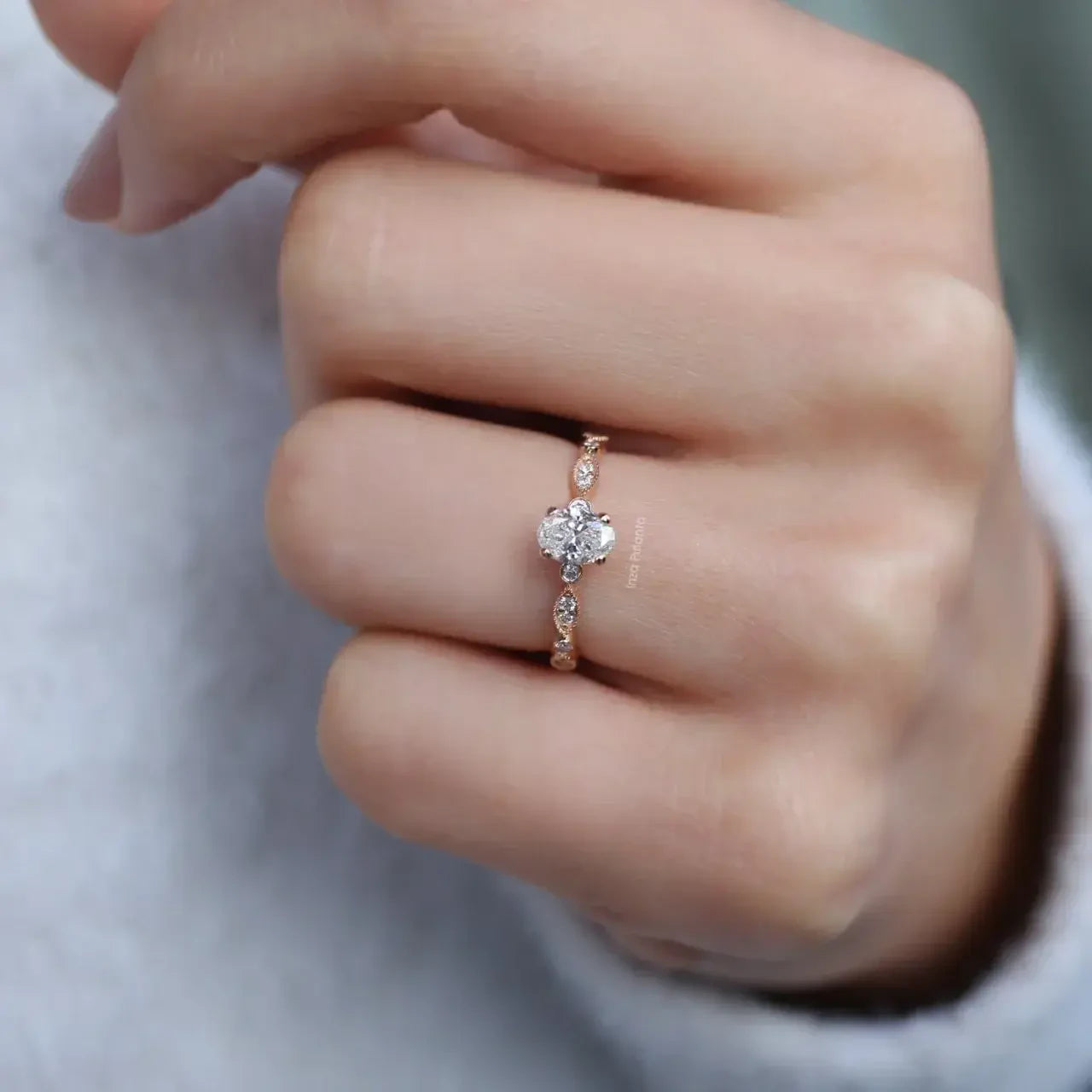 0.72 CT Vintage Oval Pırlanta Tektaş Yüzük