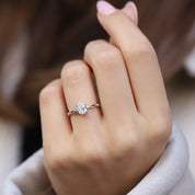 0.75 CT D SI2 GIA Sertifikalı Tasarım Damla Pırlanta Yüzük