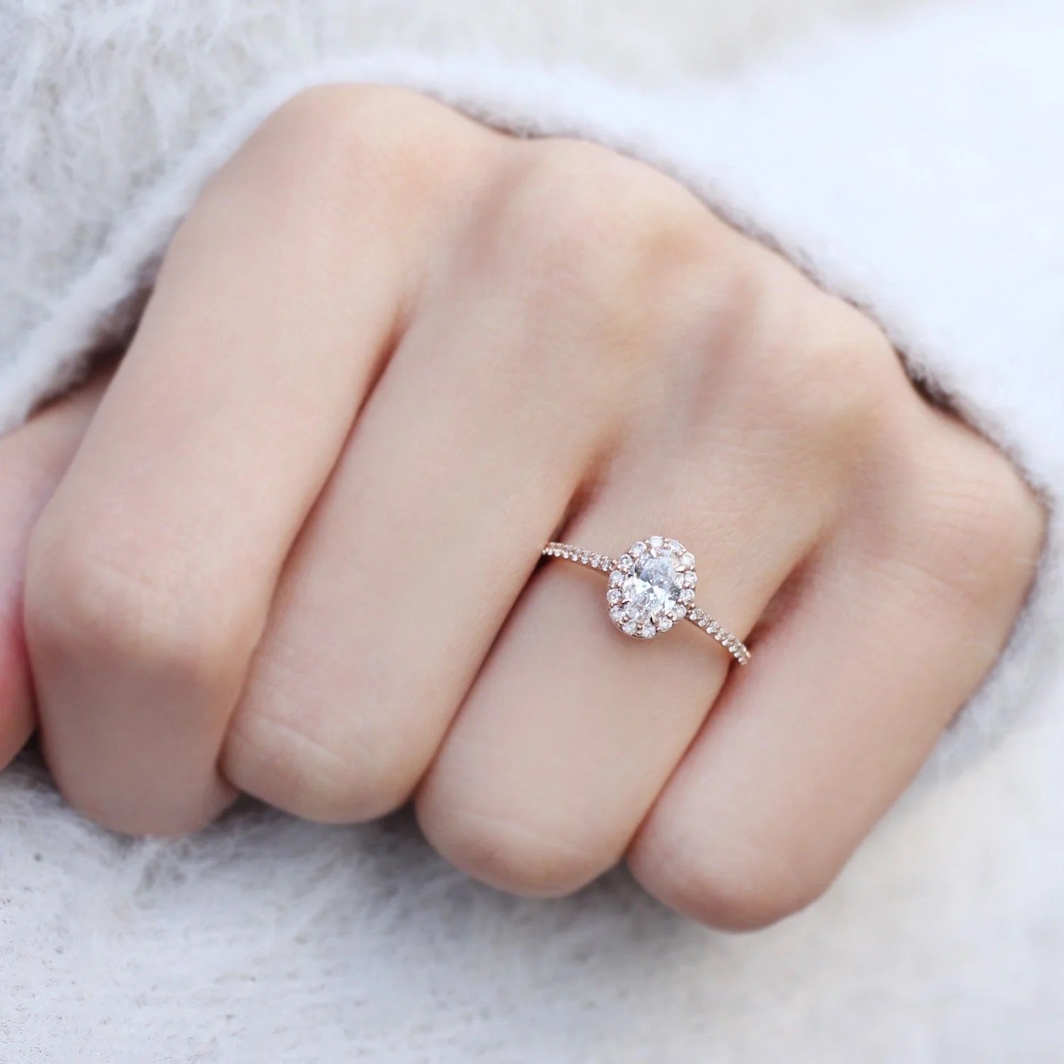 0.75 CT Pırlanta Oval Tektaş Yüzük