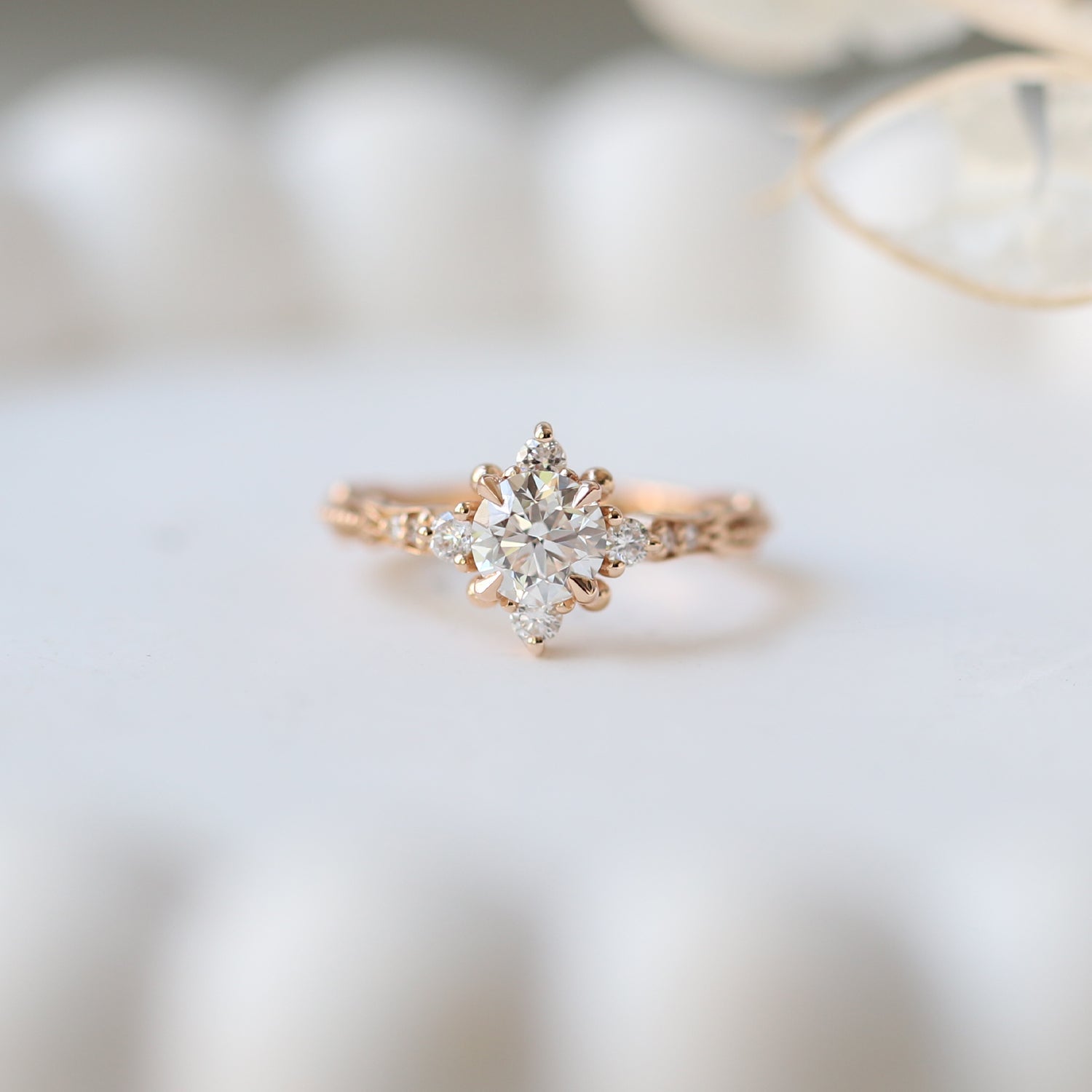 0.75 Karat F VS2 GIA Sertifikalı Vintage Florence Pırlanta Yüzük