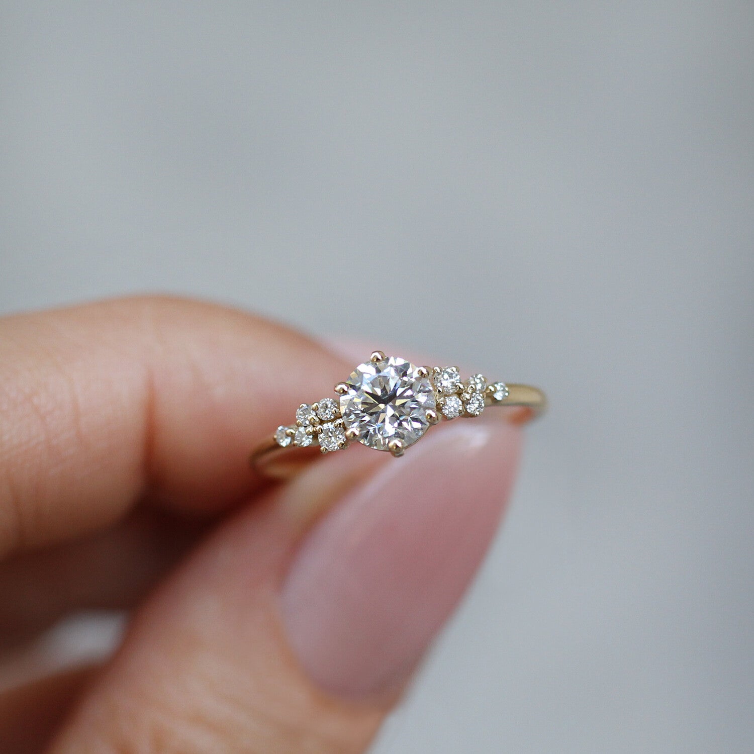 0.80 CT GIA Sertifikalı Vintage Özel Tasarım Asimetri Pırlanta Tektaş Yüzük