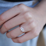 0.85 CT HRD Sertifikalı Vintage Lotus Pırlanta Yüzük