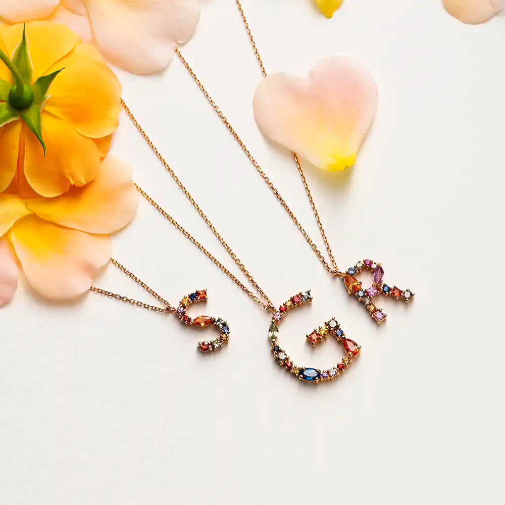 1.00 CT Brown Pırlanta ve Multicolor Safir Taşlı R Harf Kolye
