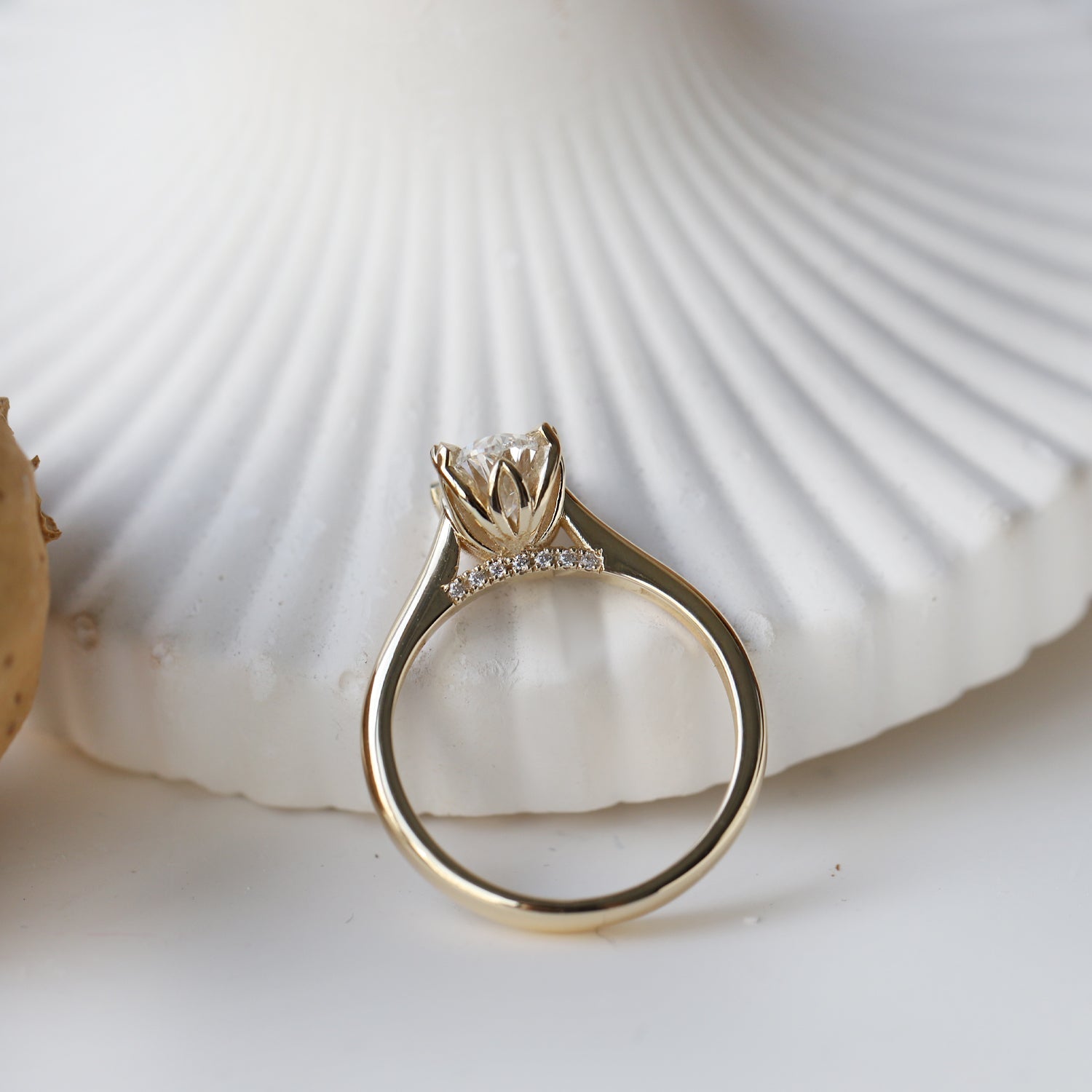 1.05 Karat D VS2 GIA Sertifikalı Lotus Pırlanta Yüzük