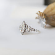 1.05 Karat F SI2 GIA Sertifalı Markiz Tasarım Fiona Pırlanta Yüzük