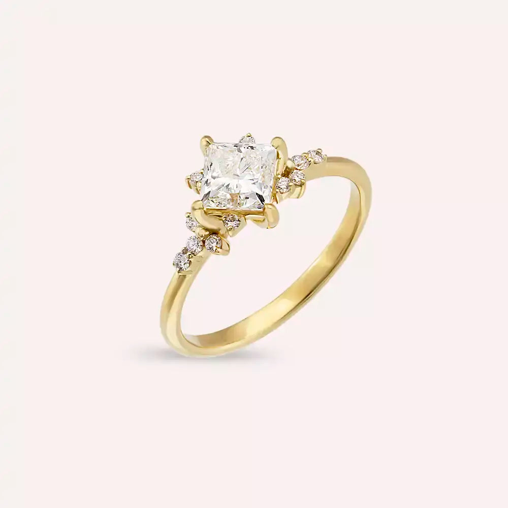 Talia 1.13 CT Prenses Kesim Pırlanta Taşlı Sarı Altın Yüzük