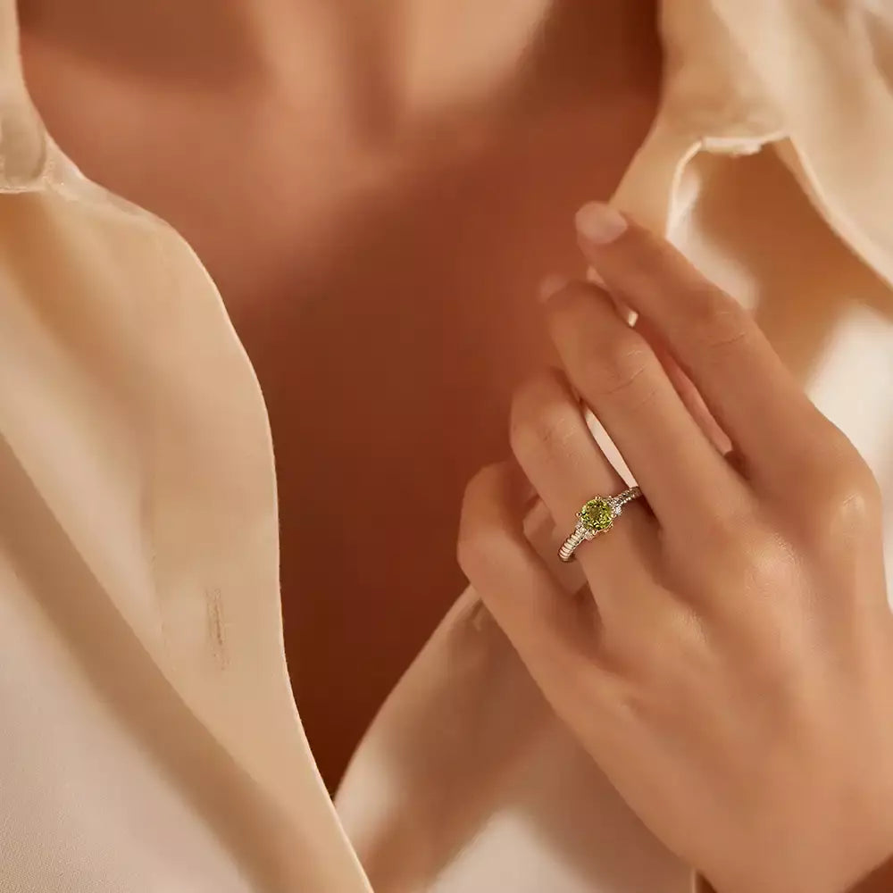 Twine 1.22 CT Peridot ve Pırlanta Taşlı Beyaz Altın Yüzük