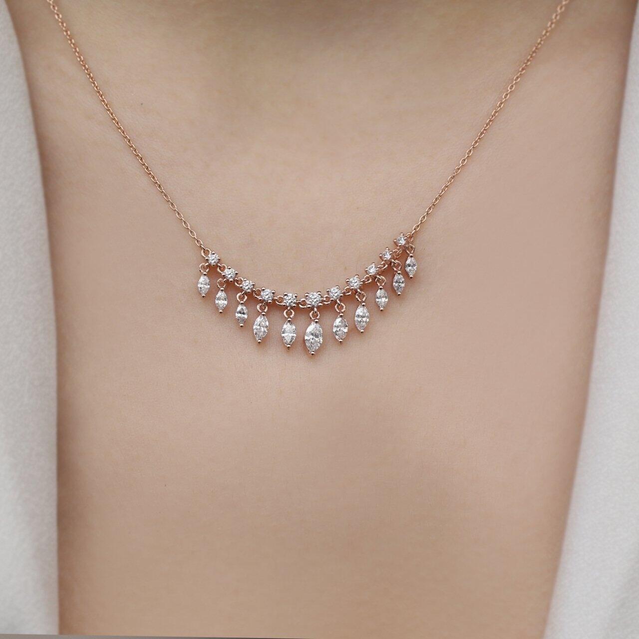 1.25 Karat Özel Tasarım Markiz Pırlanta Kolye