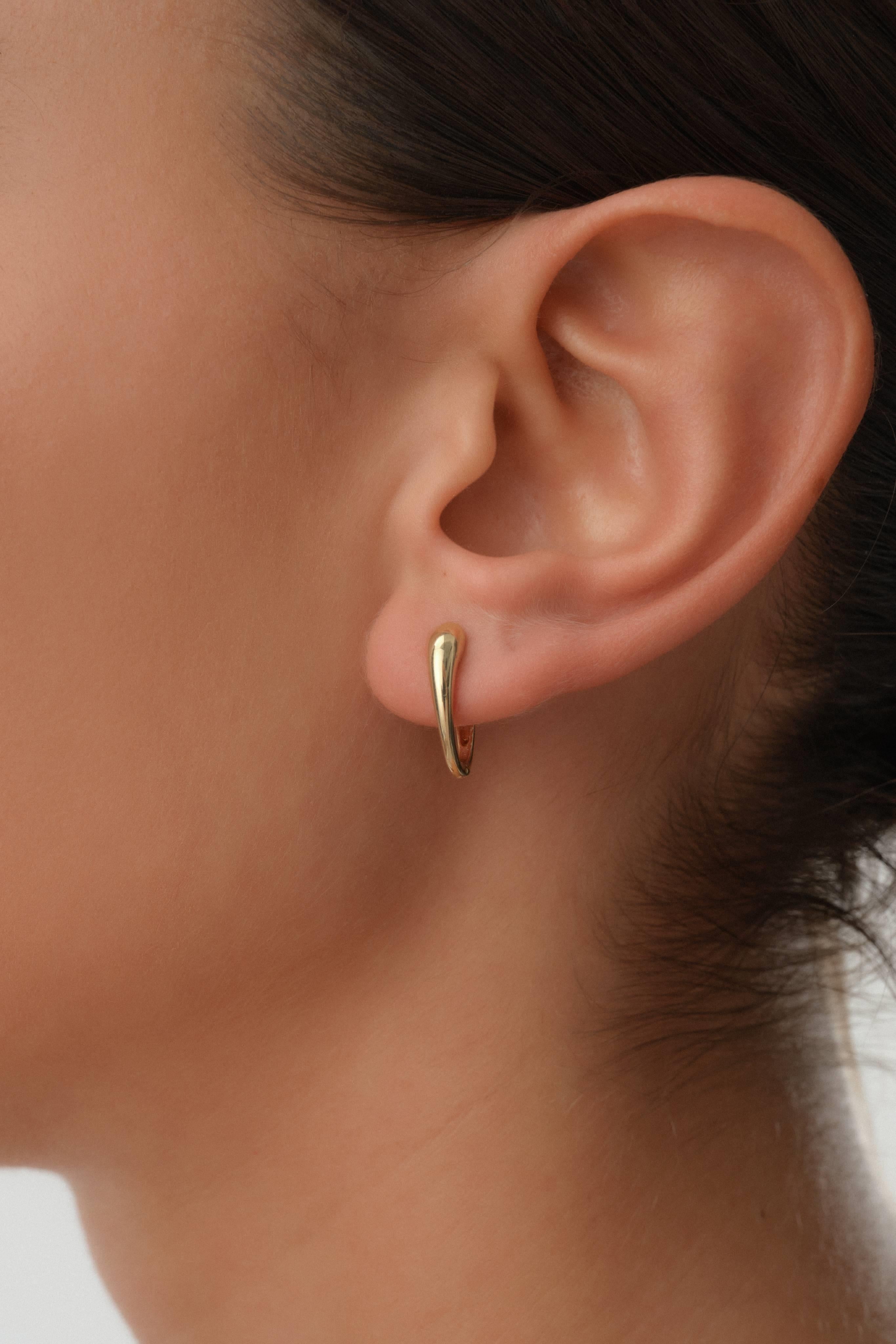 14 Ayar Altın J Küpe