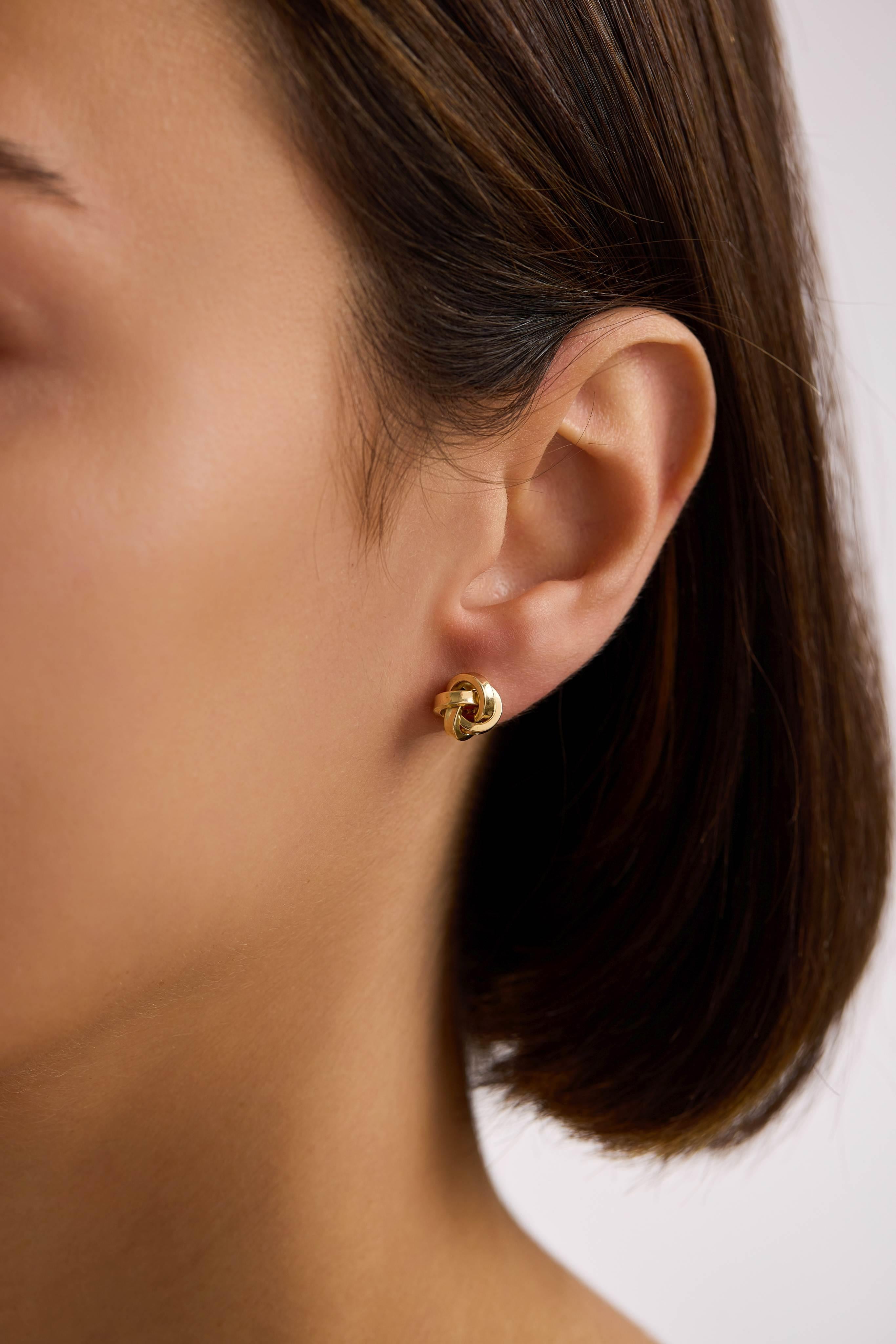 14 Ayar Altın Köşeli Sarmaşık Küpe