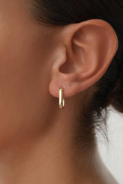 14 Ayar Altın Oval Küpe