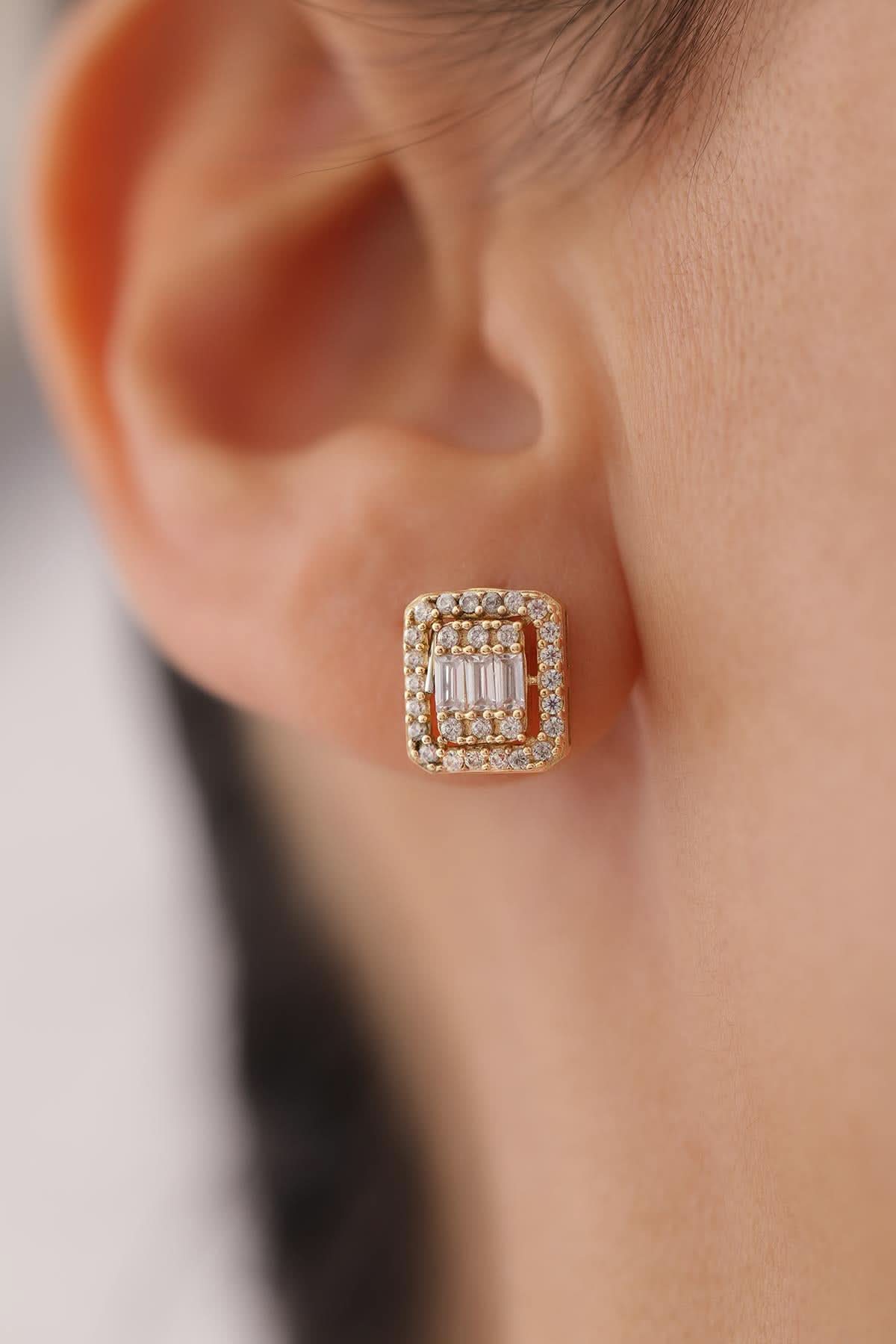 14 Ayar Baget Taşlı Altın Küpe