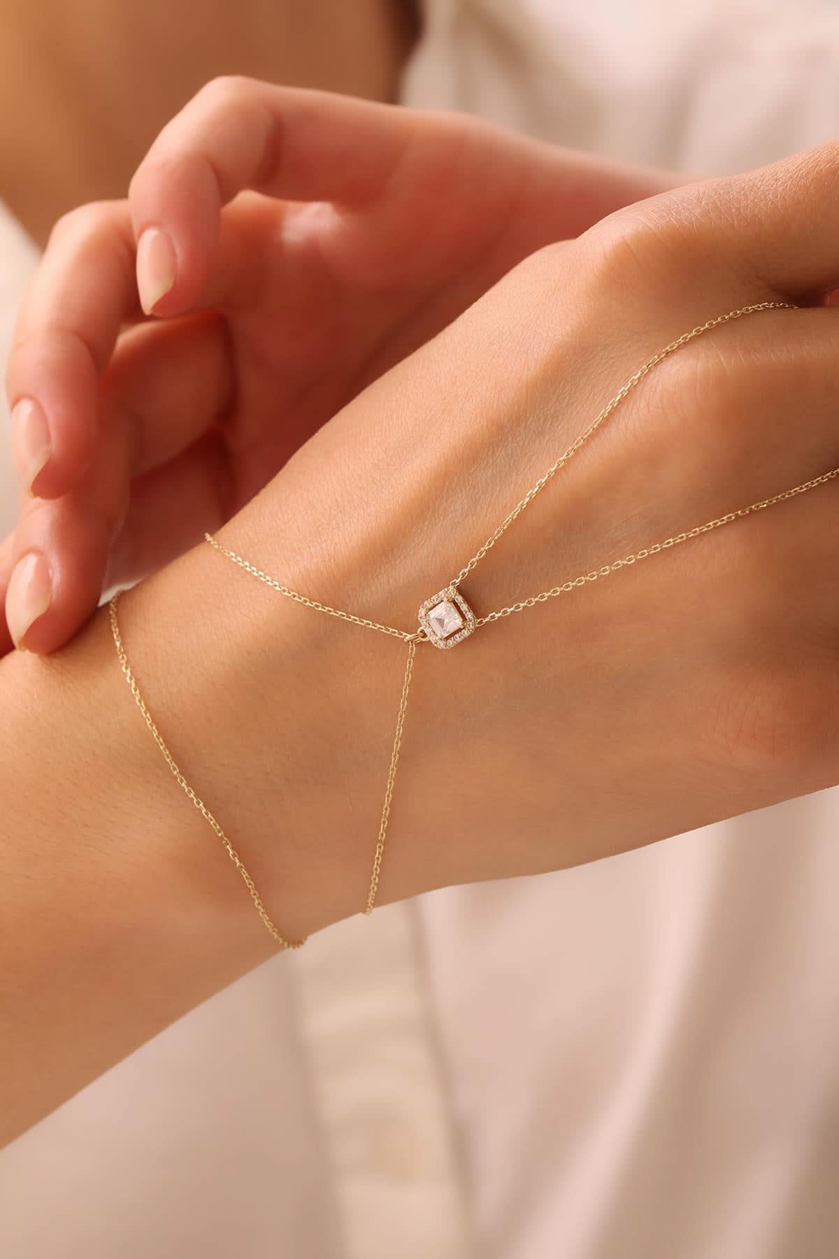 14 Ayar Baget Taşlı Altın Şahmeran